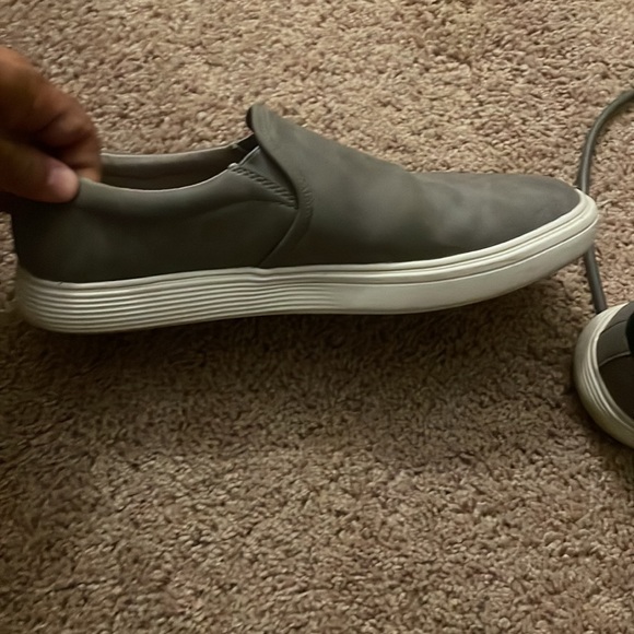 Tommy Hilfiger slip on shoes. Very good condition - Picture 4 of 4